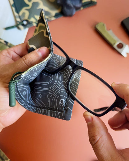 FROGSKIN CAMO HANDKERCHIEF (MINI) - EDC HANK
