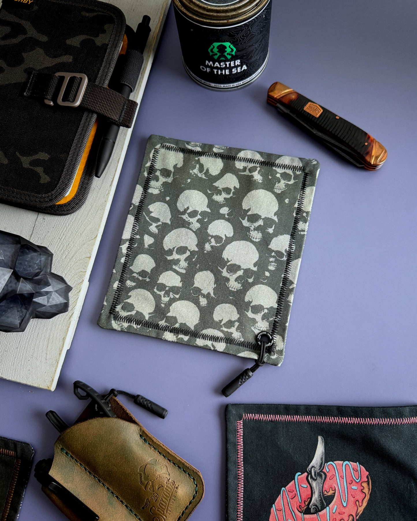 FIELD O' SKULLS HANDKERCHIEF (MINI) - EDC HANK