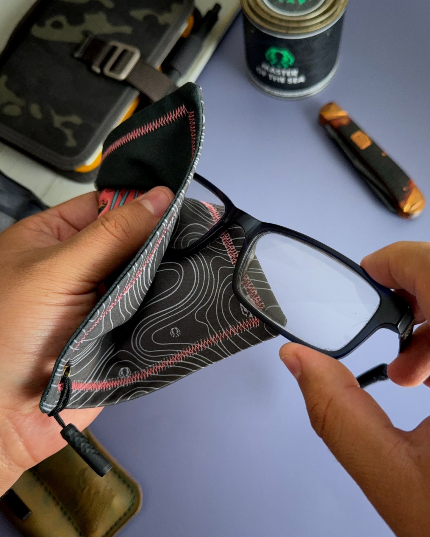 THE BIRD DONUT HANDKERCHIEF (MINI) - EDC HANK