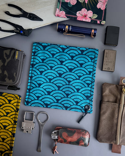 OONAMI TEAL WAVE HANDKERCHIEF (XL) - EDC HANK