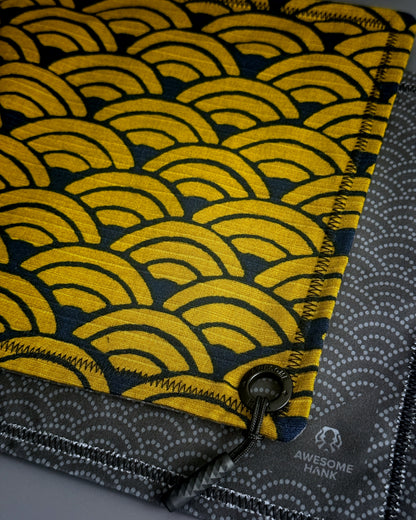 OONAMI GOLD WAVE HANDKERCHIEF (XL) - EDC HANK