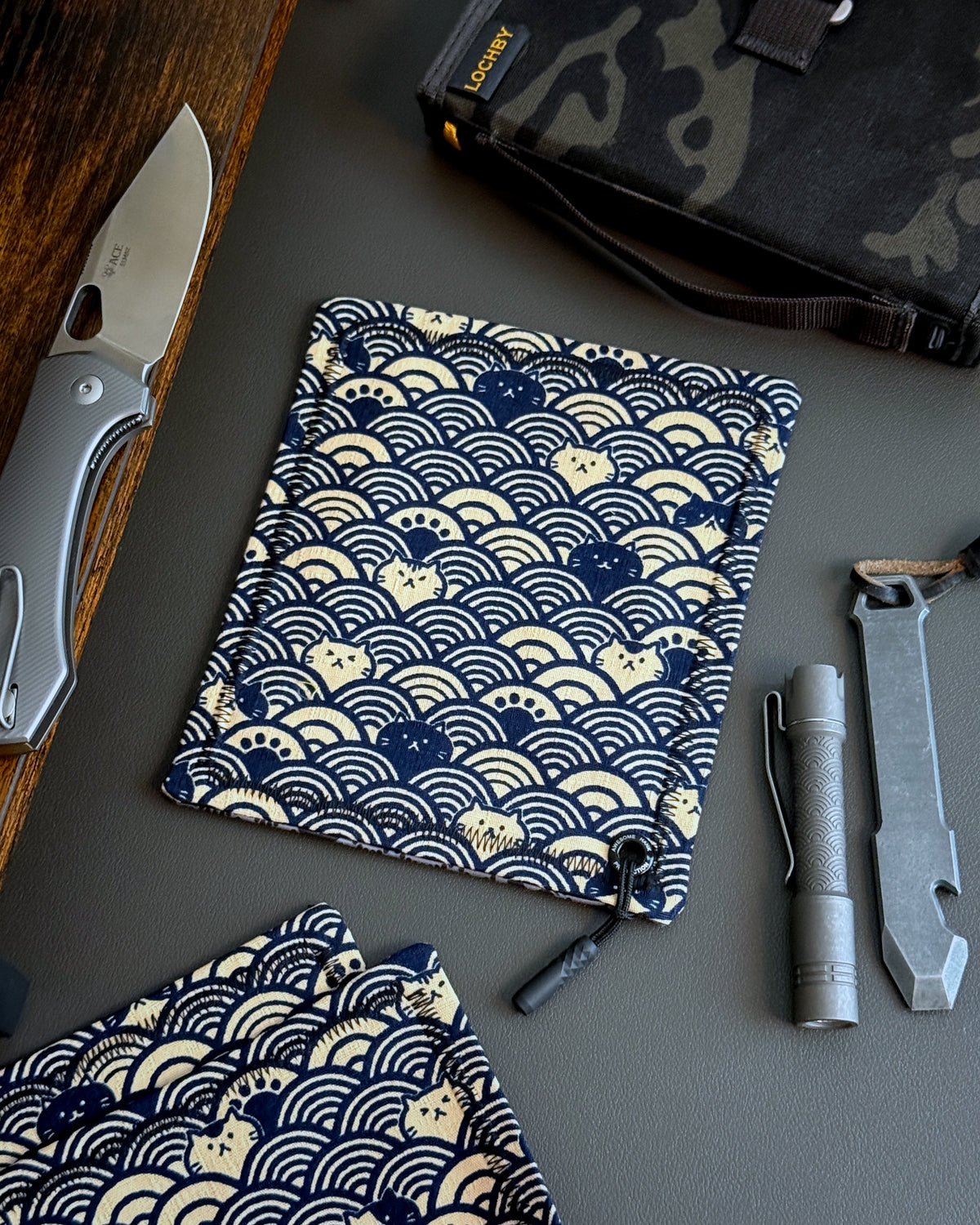 CAT WAVES NAVY HANDKERCHIEF (MINI) - EDC HANK