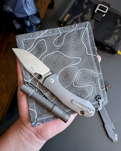 TITANIUM TOPO HANDKERCHIEF (MINI) - EDC HANK