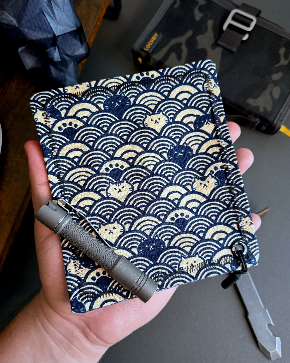 CAT WAVES NAVY HANDKERCHIEF (MINI) - EDC HANK
