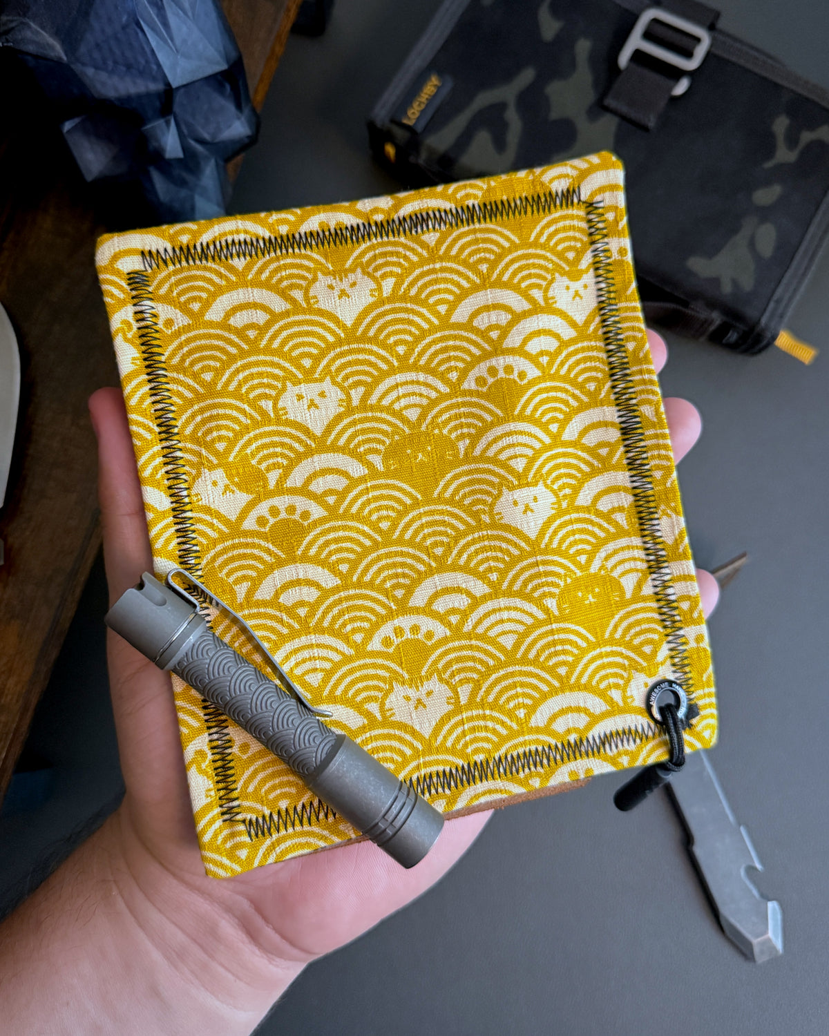 CAT WAVES YELLOW HANDKERCHIEF (MINI) - EDC HANK