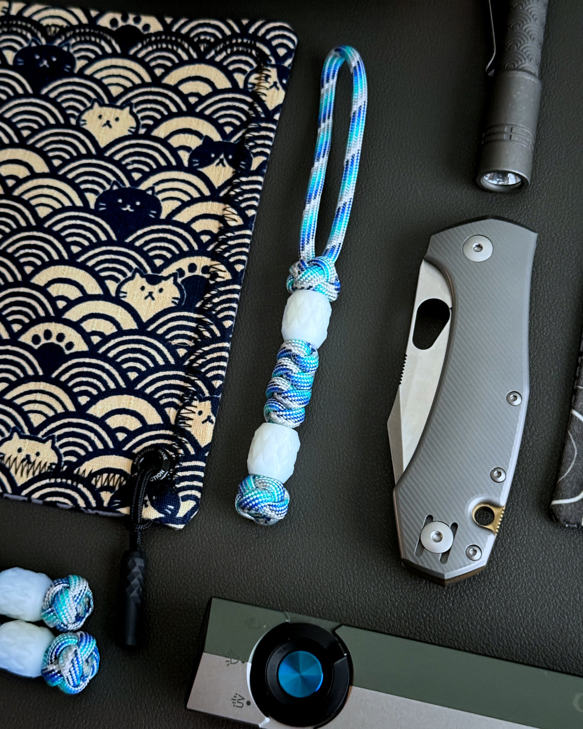 EVERFORGE BLUE-GLOW FRAG LANYARD