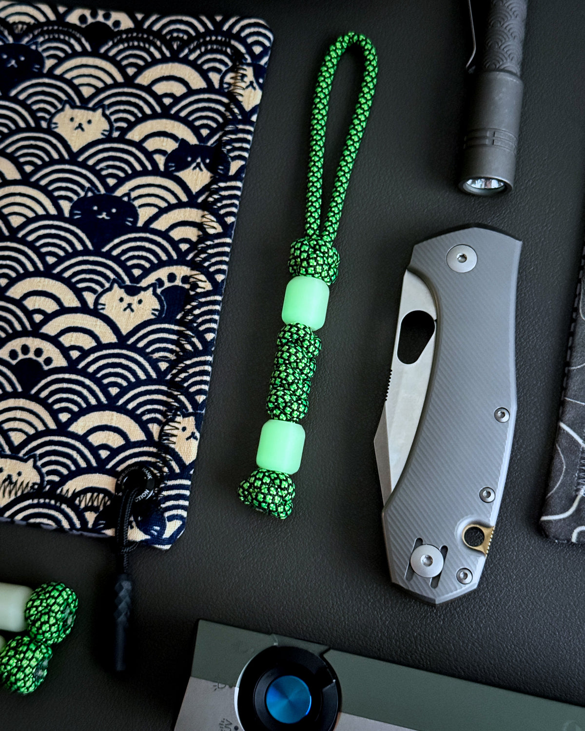EVERFORGE GREEN-GLOW BARREL LANYARD