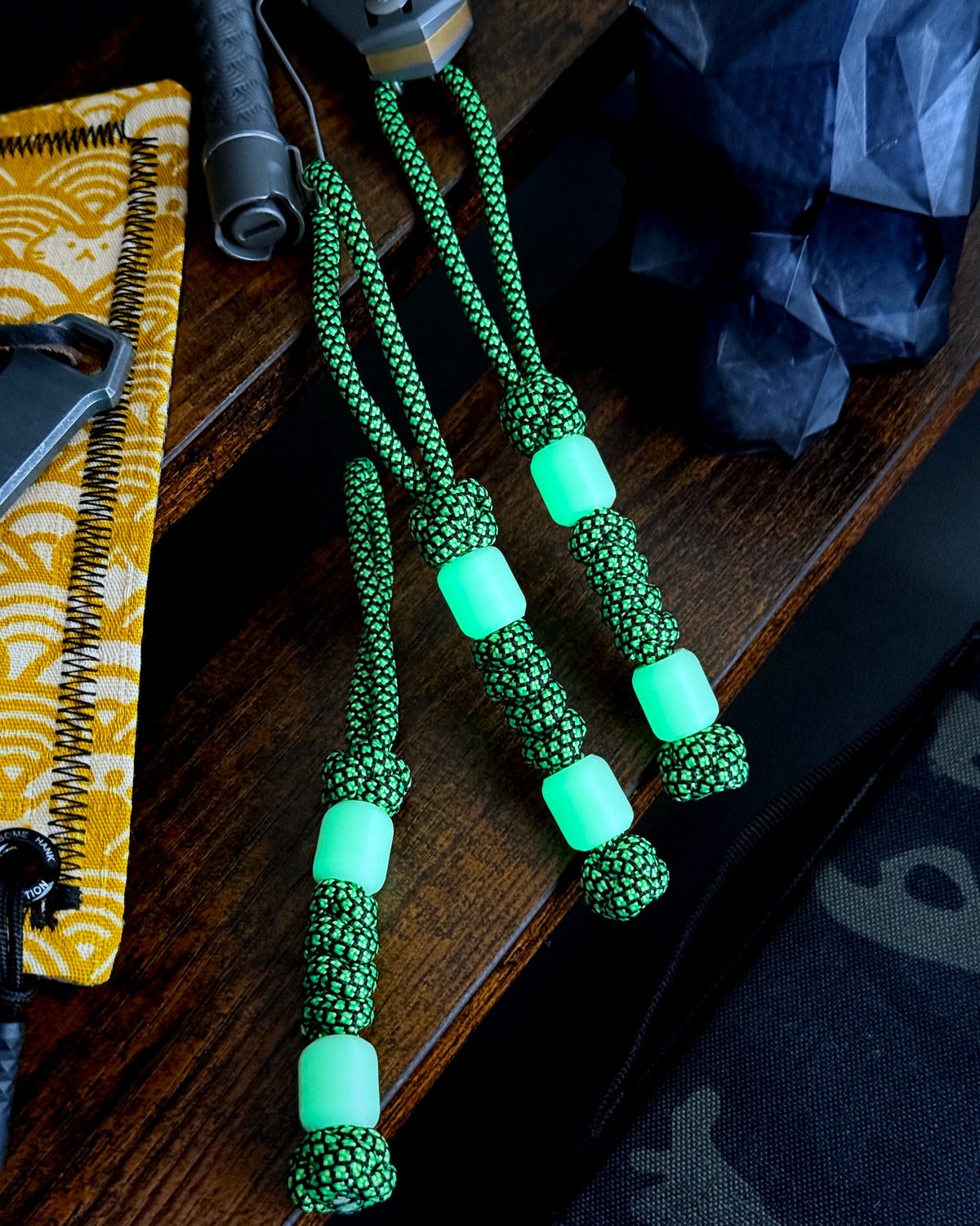 EVERFORGE GREEN-GLOW BARREL LANYARD