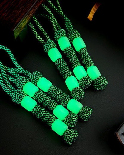 EVERFORGE GREEN-GLOW BARREL LANYARD