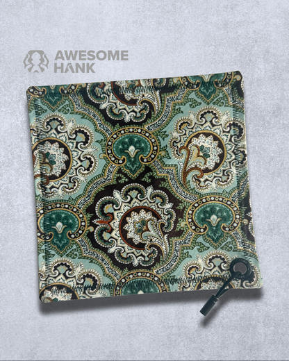 MODERN PAISLEY IN GREEN HANDKERCHIEF (XL)